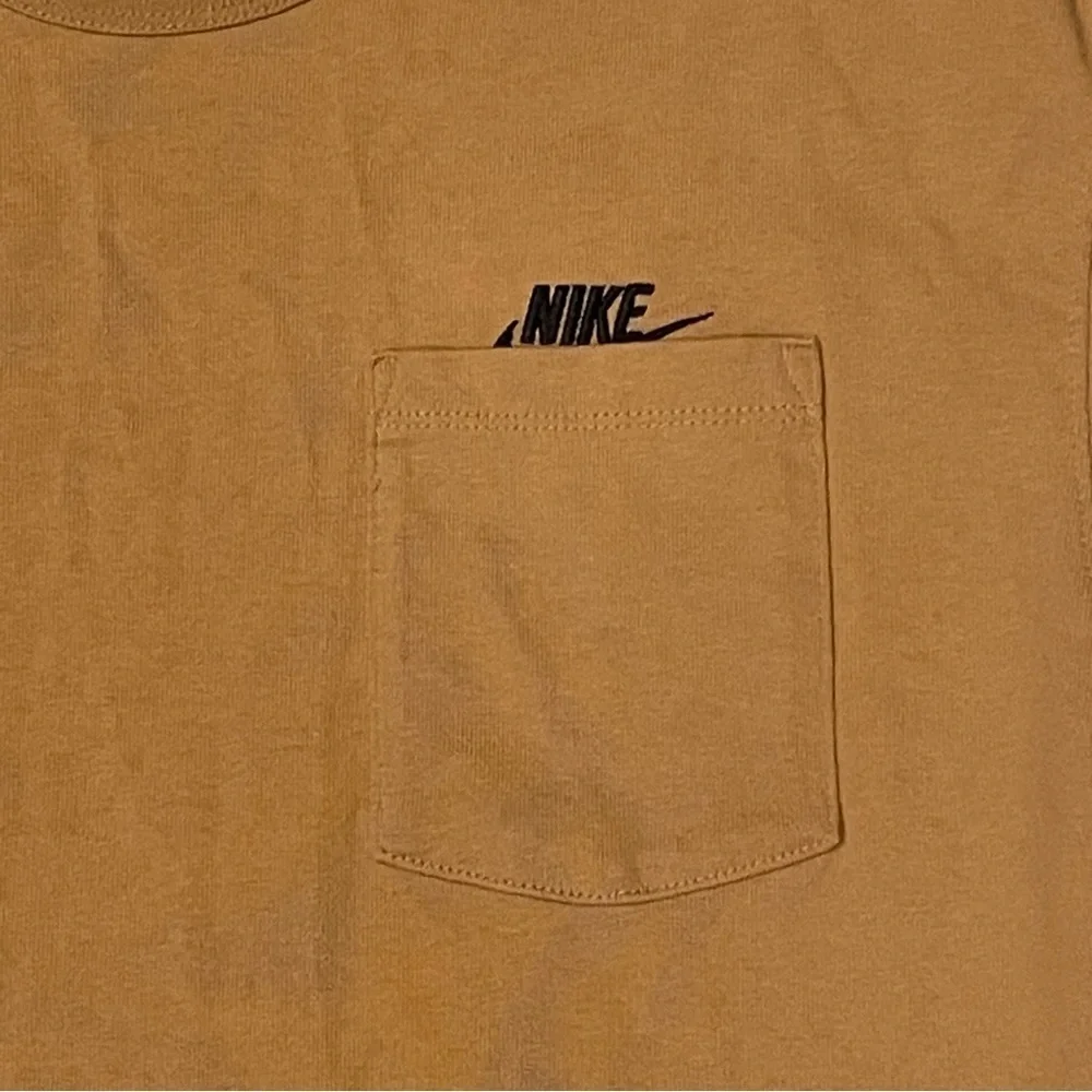 Nike Sportswear Premium Essentials Men's Long-Sleeve Pocket T-Shirt product Nike
